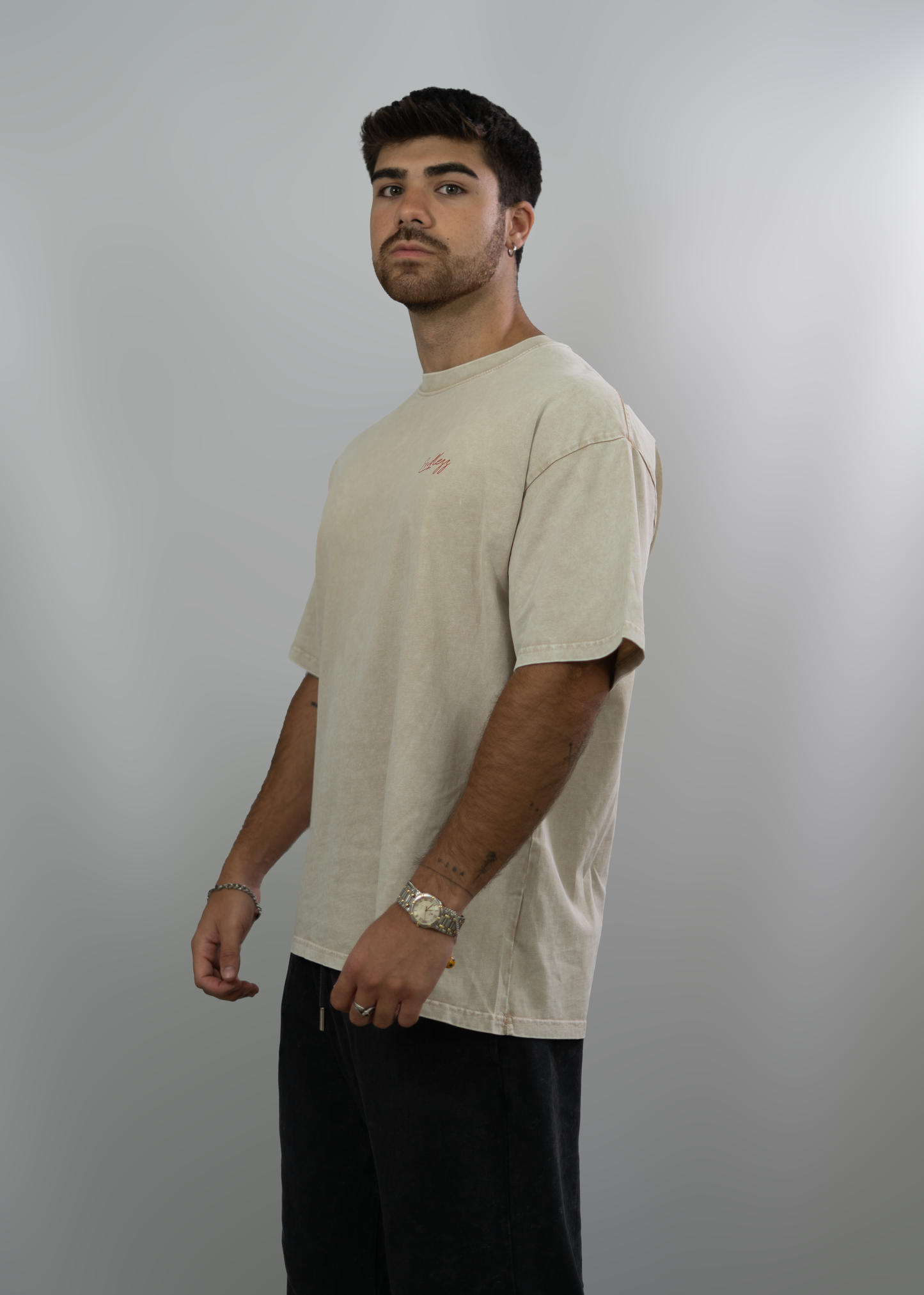 Endlezz “Global Vision” Tee – Washed Beige Edition
