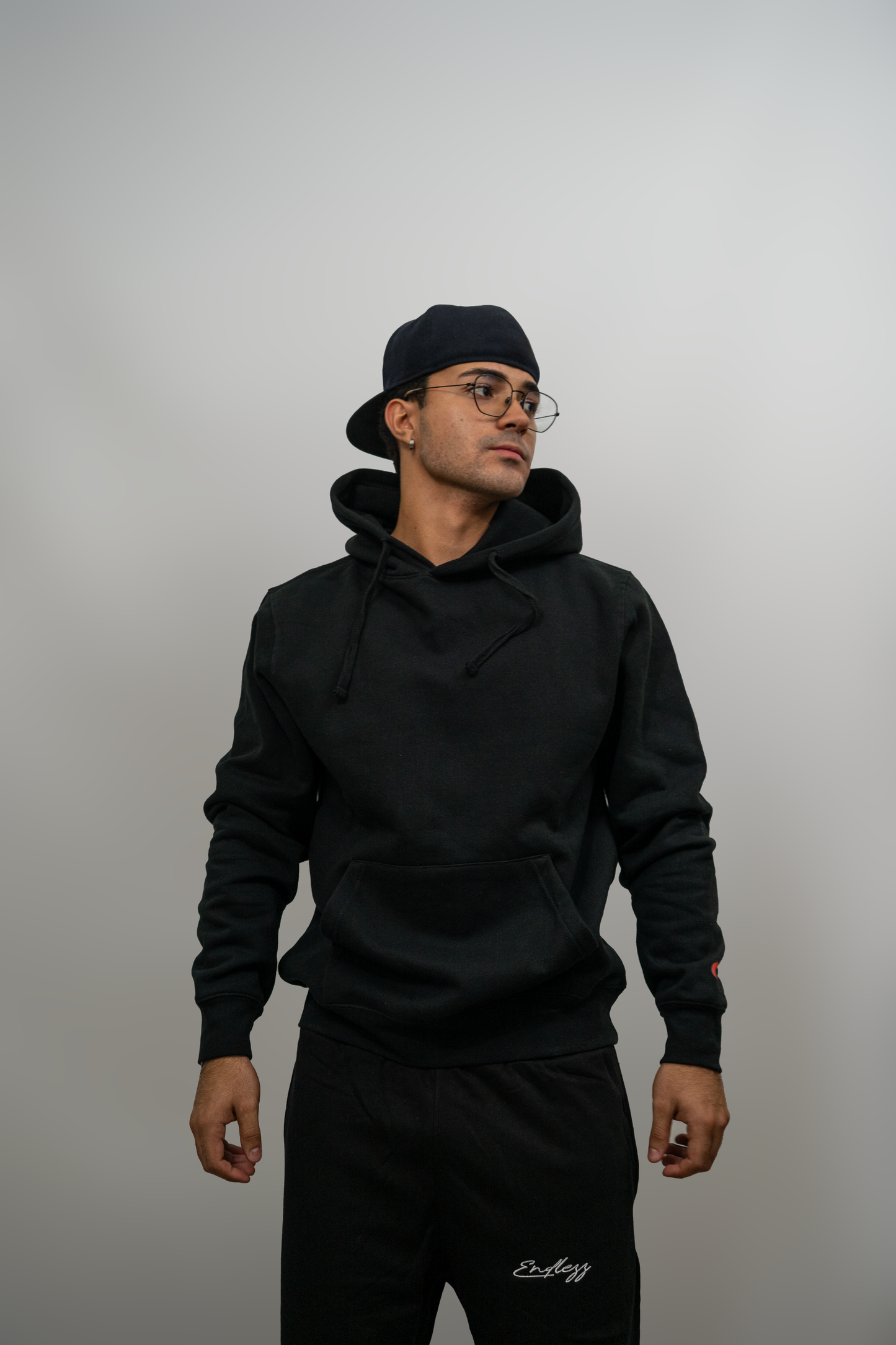 Endlezz “Comfort Statement” Hoodie – Black Edition