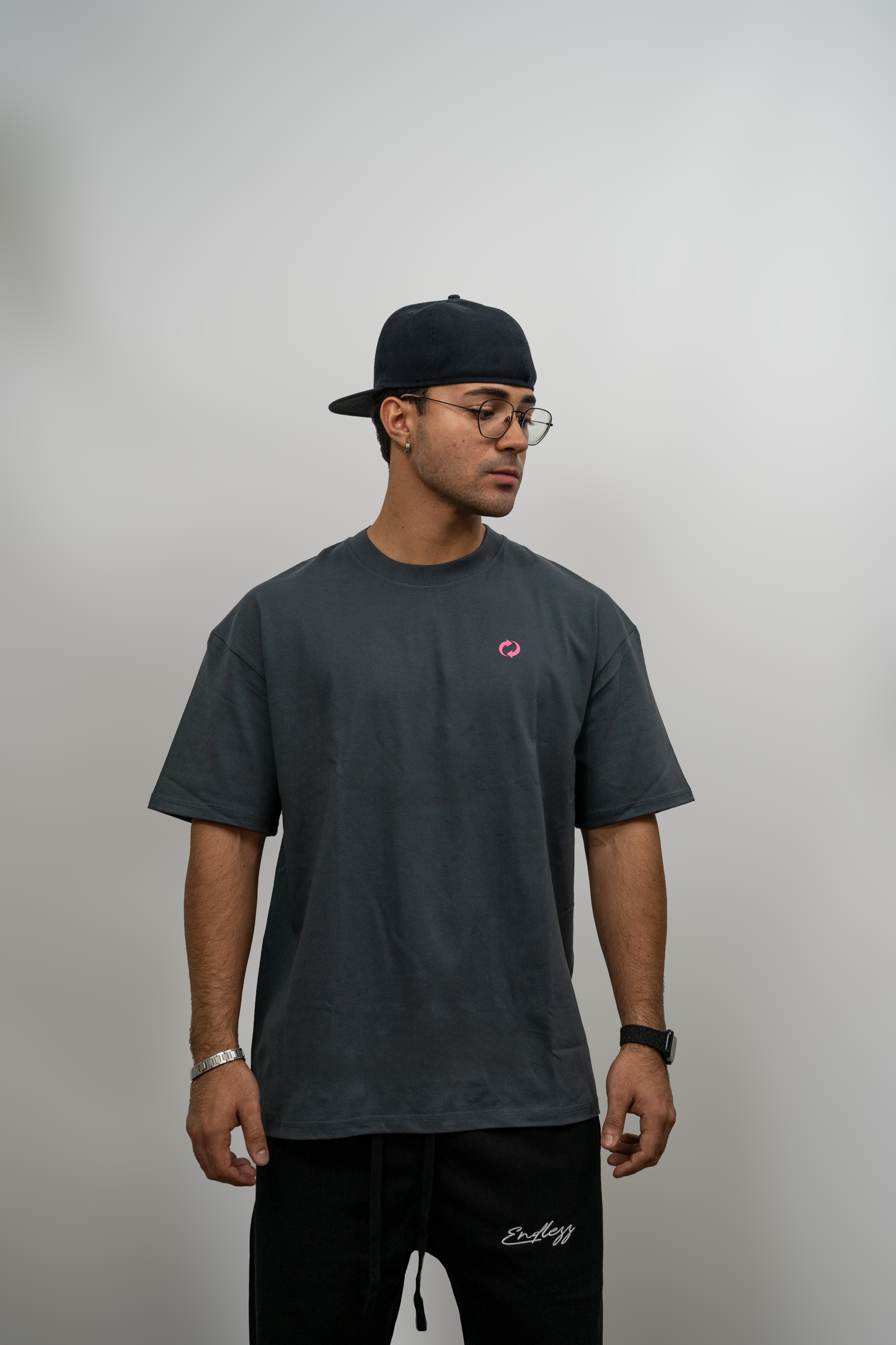 Endlezz “Core Statement” Tee – Gray Edition
