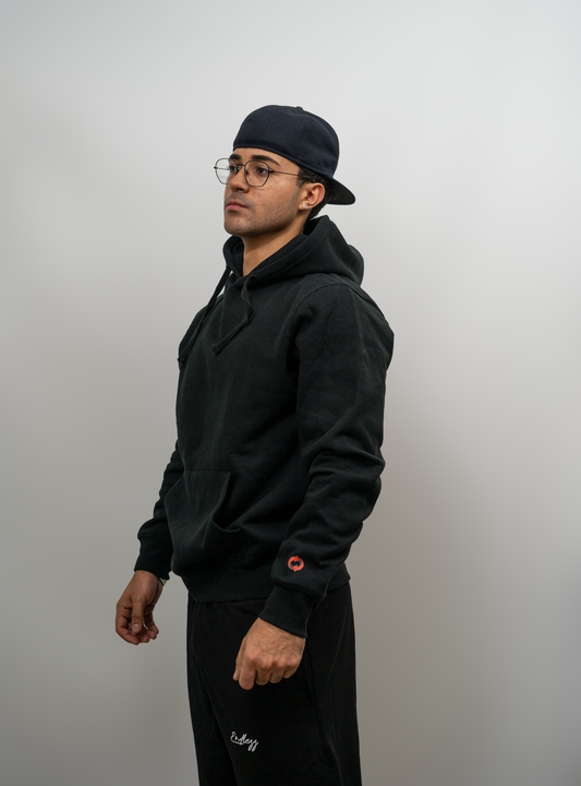 Endlezz “Comfort Statement” Hoodie – Black Edition